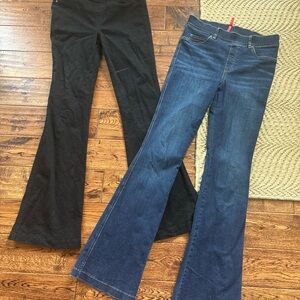 Lot Of 2 Spanx Flare Leg Jeans Size Medium Midnight Blue Shade & Black